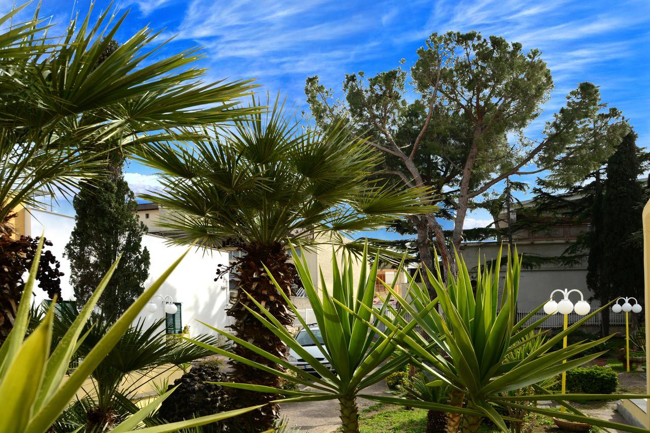 B&B Villa Garden Bisceglie Kültér fotó